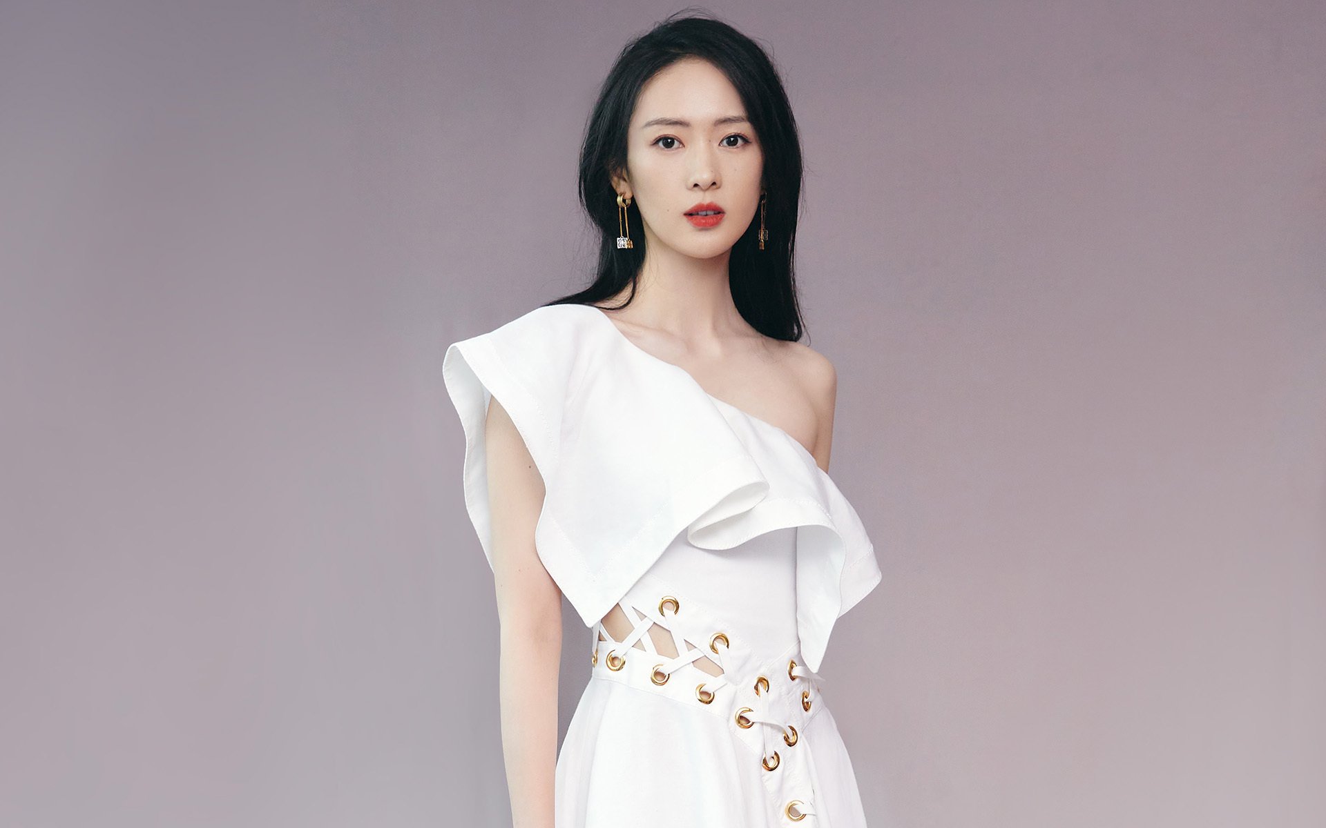 女子蝶泳终点冲刺技术动作,女子蝶泳游泳比赛视频