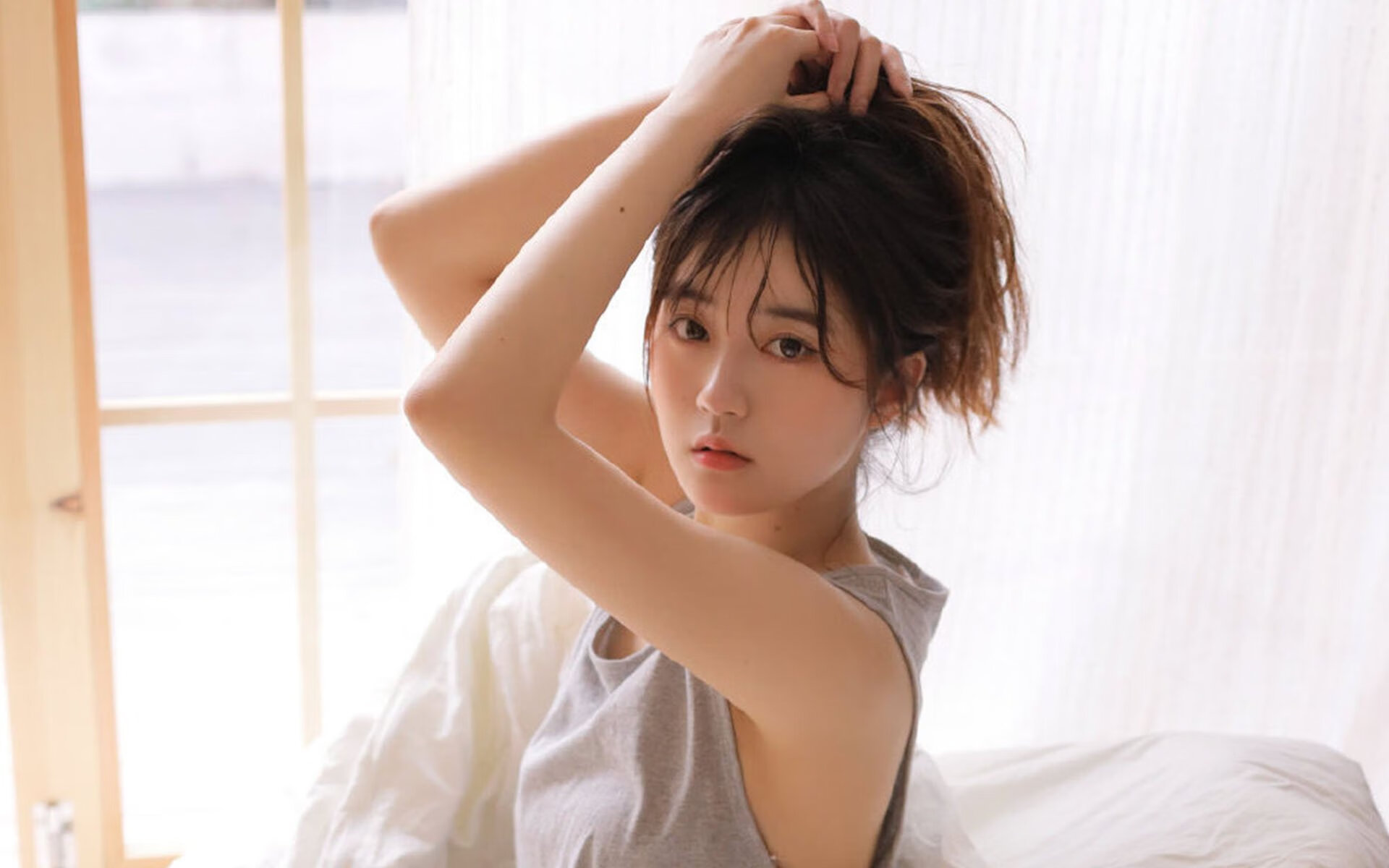 伊利亚·哈伦男子蝶泳赛场新星崛起