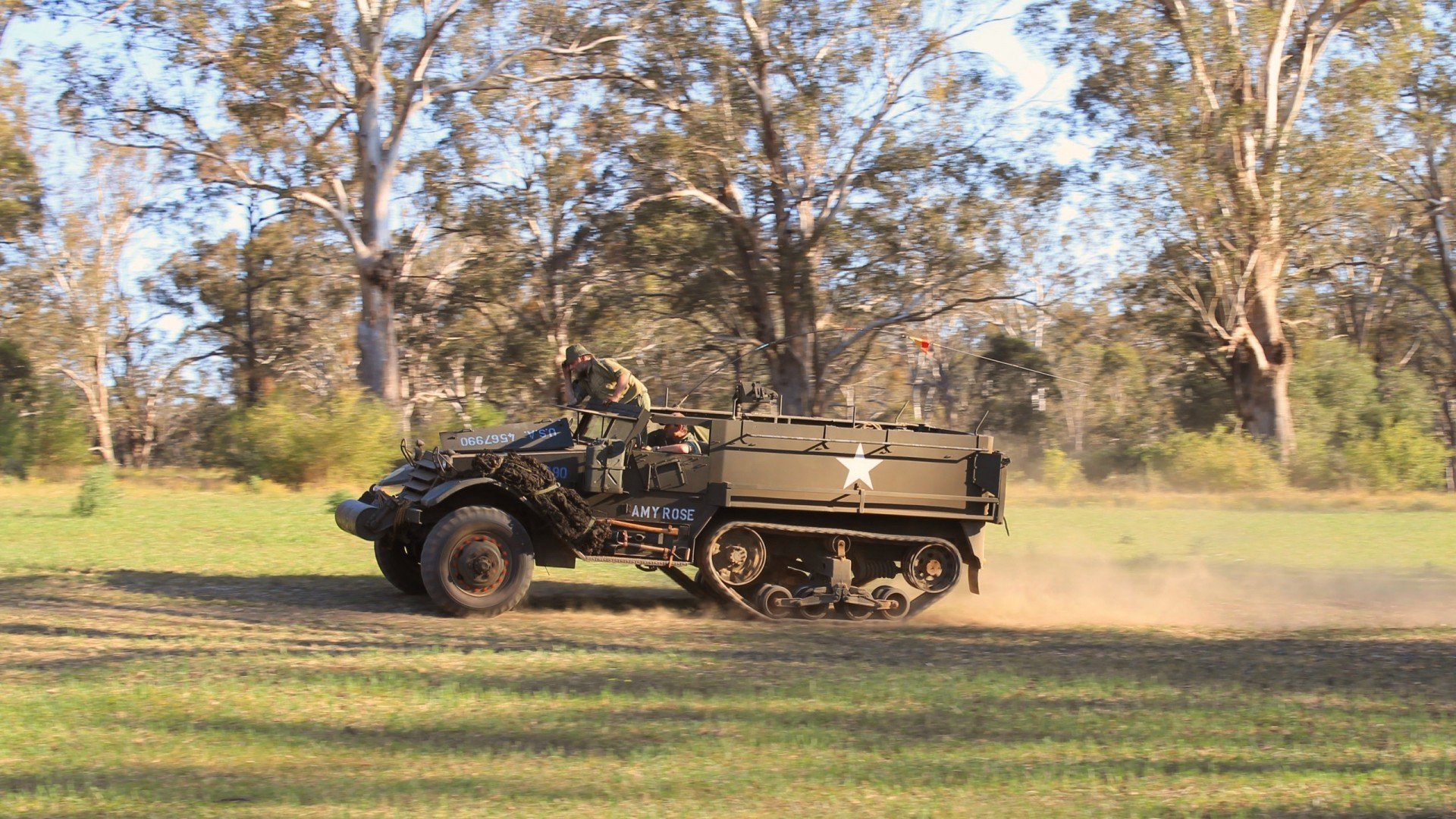 橄榄球冠军锦标赛:南非春bok队与新西兰全黑队的经典对决,英式橄榄球南非队队长