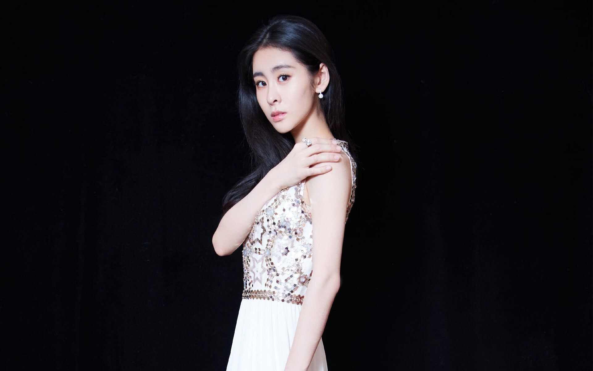 中国足球退役运动员的职业转型与心理辅导，中国足球退役 男运动员